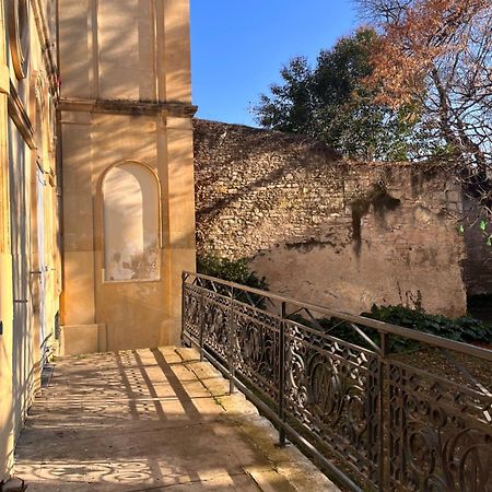 Le Studio Des Carmes Nîmes Buitenkant foto